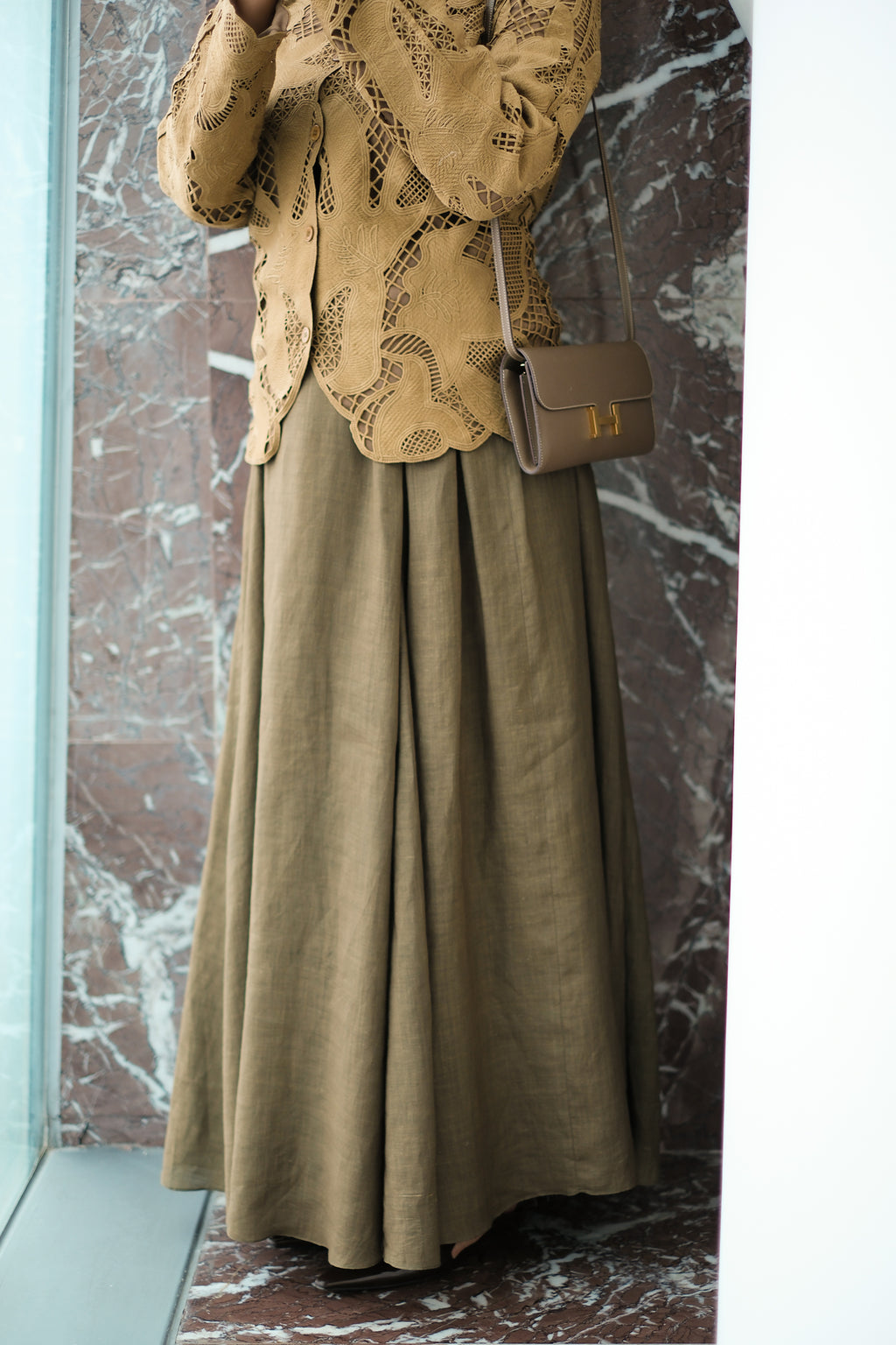 The Flow Linen Skirt in Olive