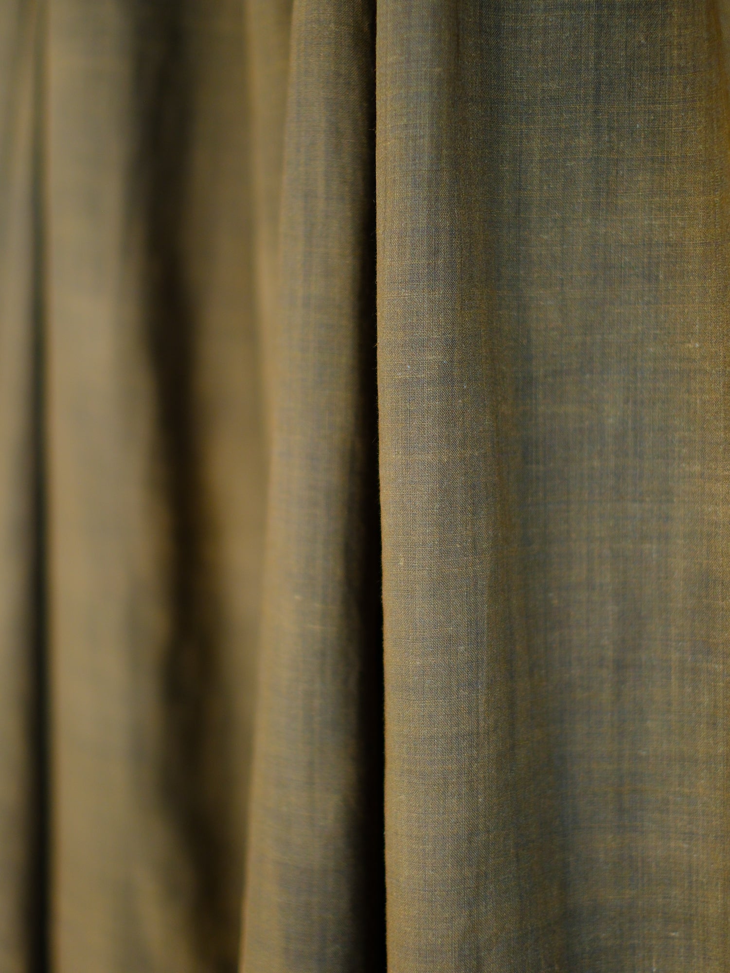 The Flow Linen Skirt in Olive